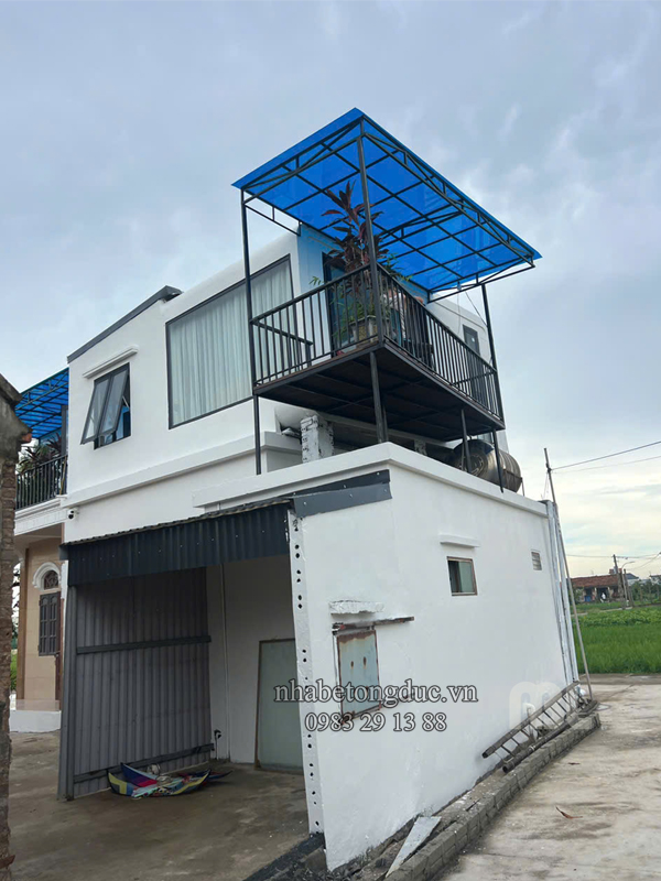 Nhà bê tông nguyên khối ABL V01 lắp trên mái bằng phù hợp làm phòng ngủ và homestay