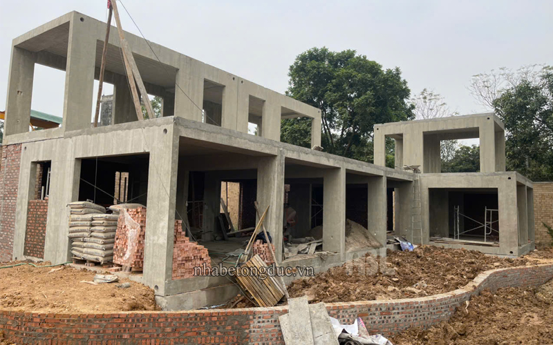 lắp đặt nhà bê tông đúc sẵn